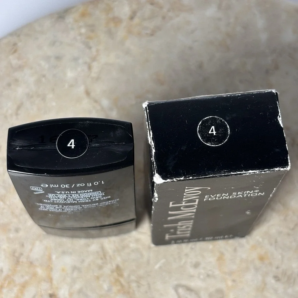 Trish McEvoy Even Skin Foundation Shade 4 1.0 fl oz Rare Discontinued Box Wear‎